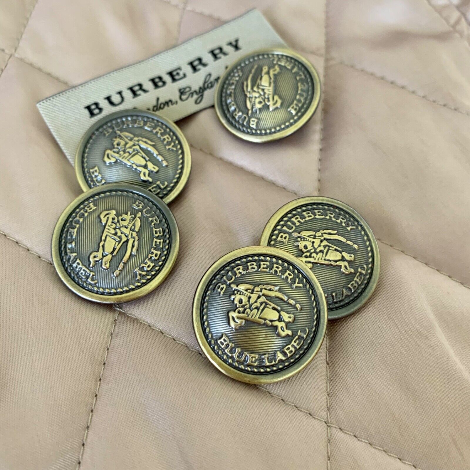 Burberry buttons (set of 5) 15 mm