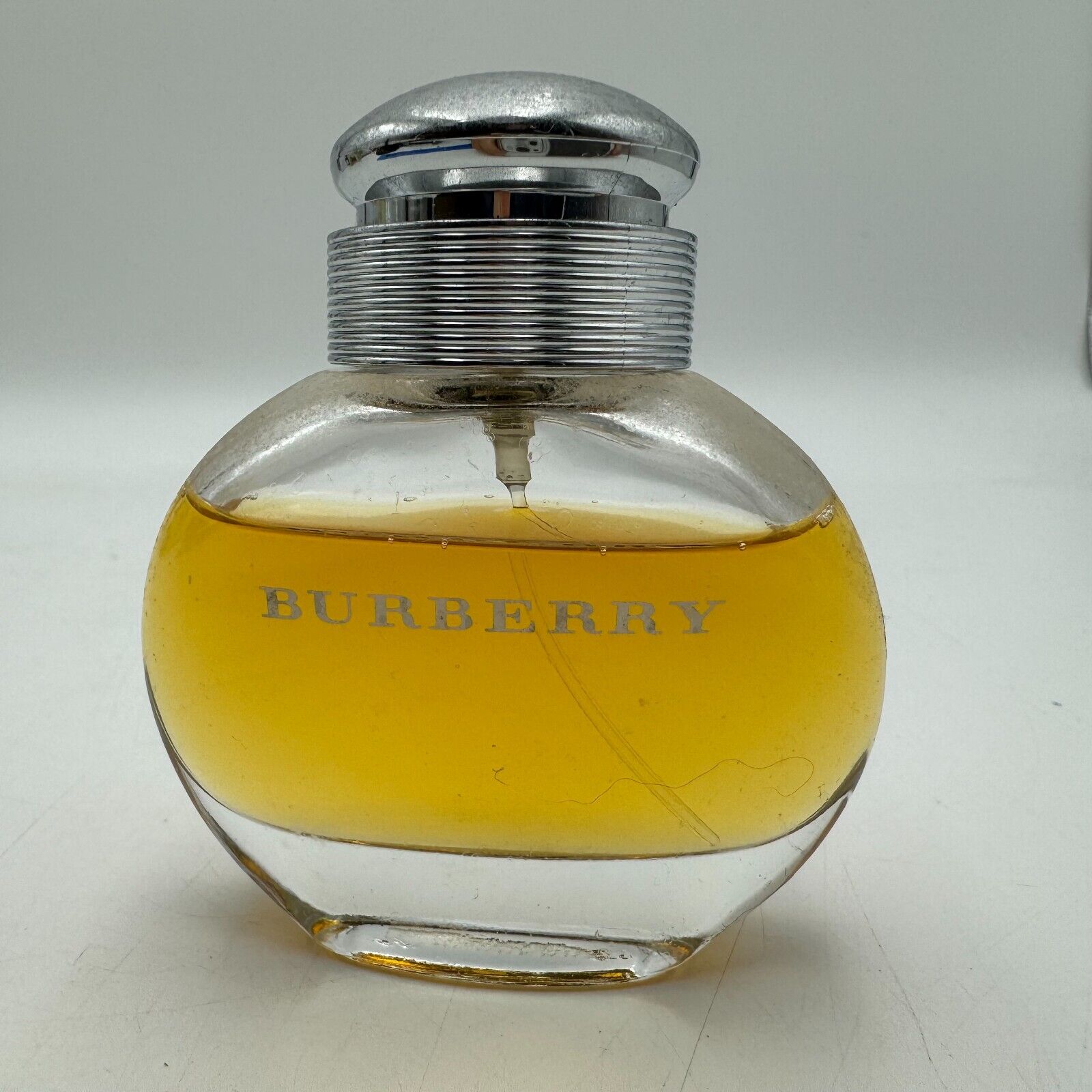 Old Vintage Formula Burberry Classic Perfume Eau De Parfum 1.7 Fl Oz Women Spray