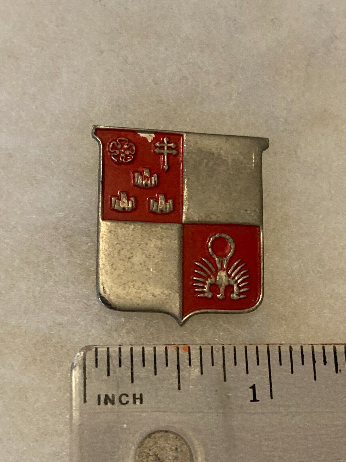 Authentic WWII US Army 87th Armored Field Artillery Bn DI DUI Crest Insignia