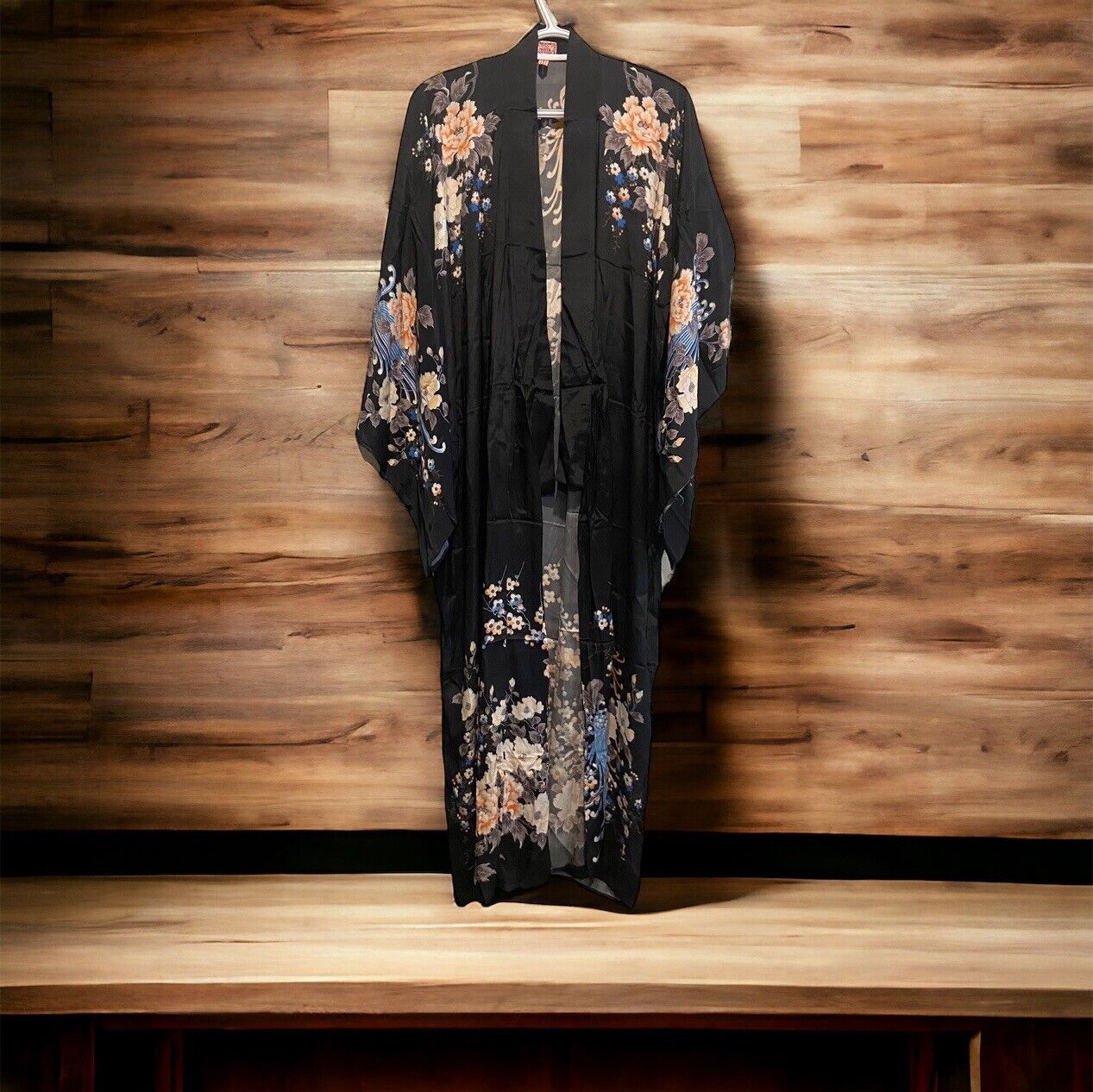 IWATA Made In Japan Vintage Floral Silk Kimono Robe Oriental Japanese RARE