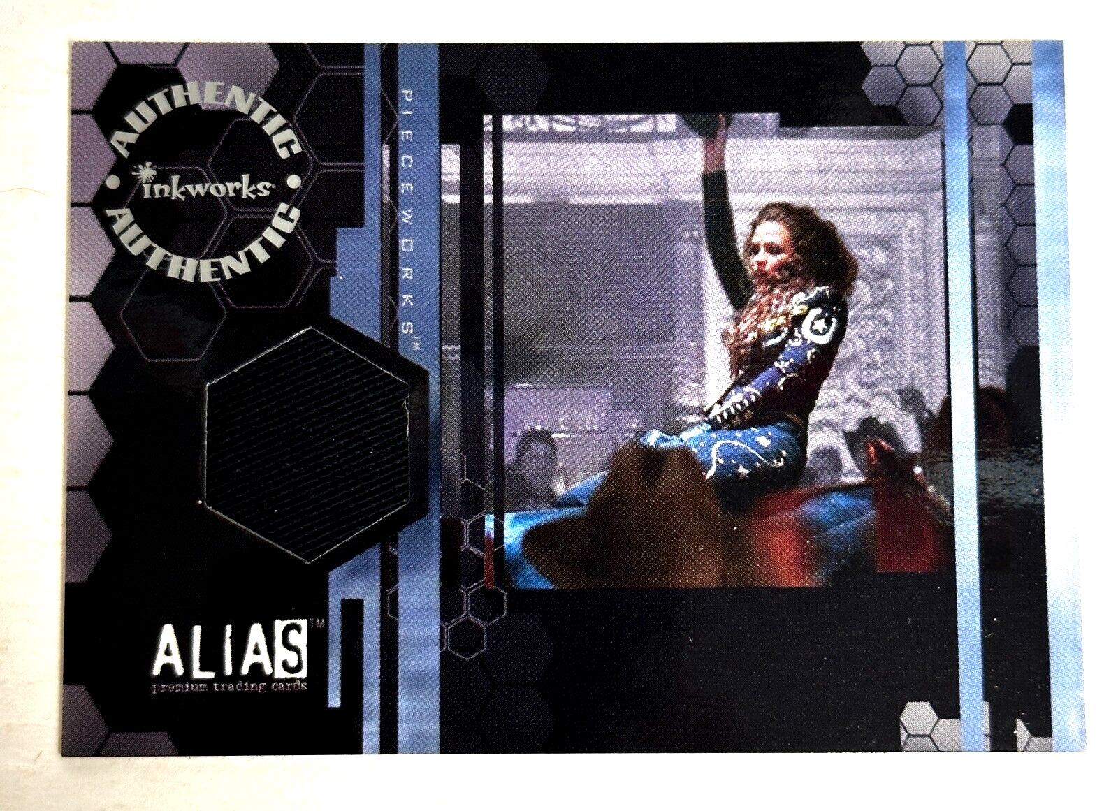 2003 Alias Season 2 Costume Card Material Worn by Jennifer Garner PW3 Inkworks