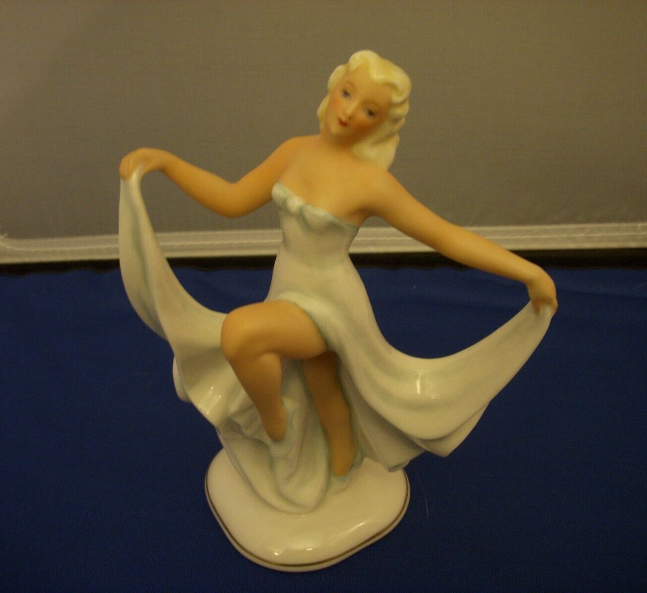 Vintage Schaubach Kunst Porcelain Dancing Lady Figure Figurine White Trim Gold