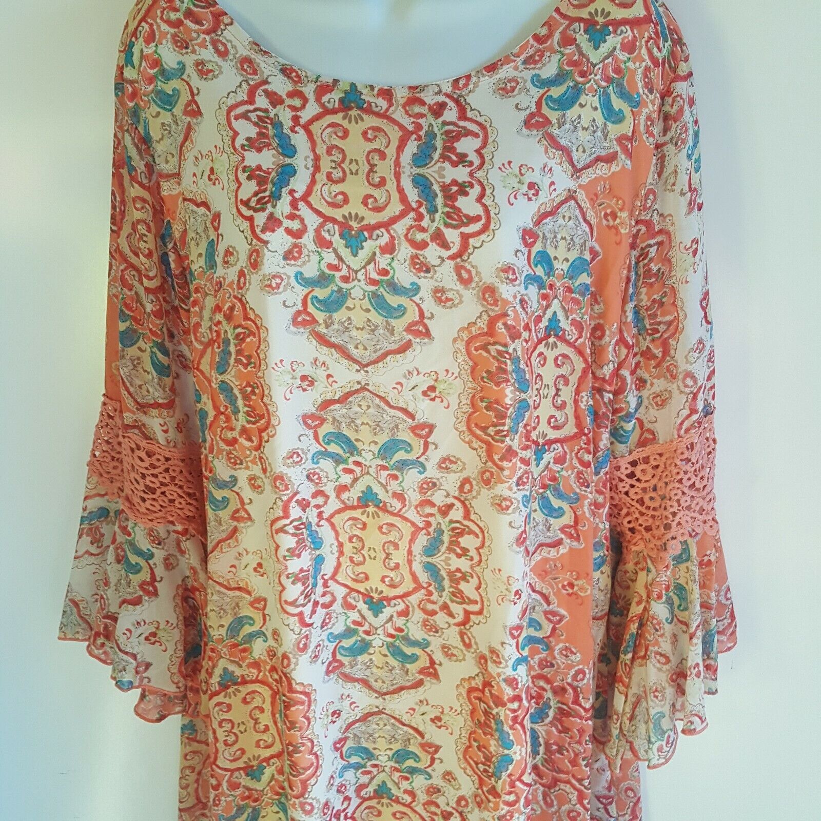 Lady Noiz Floral Tunic Blouse 2XL Peach Floral  Bell Sleeves NWT NEW 