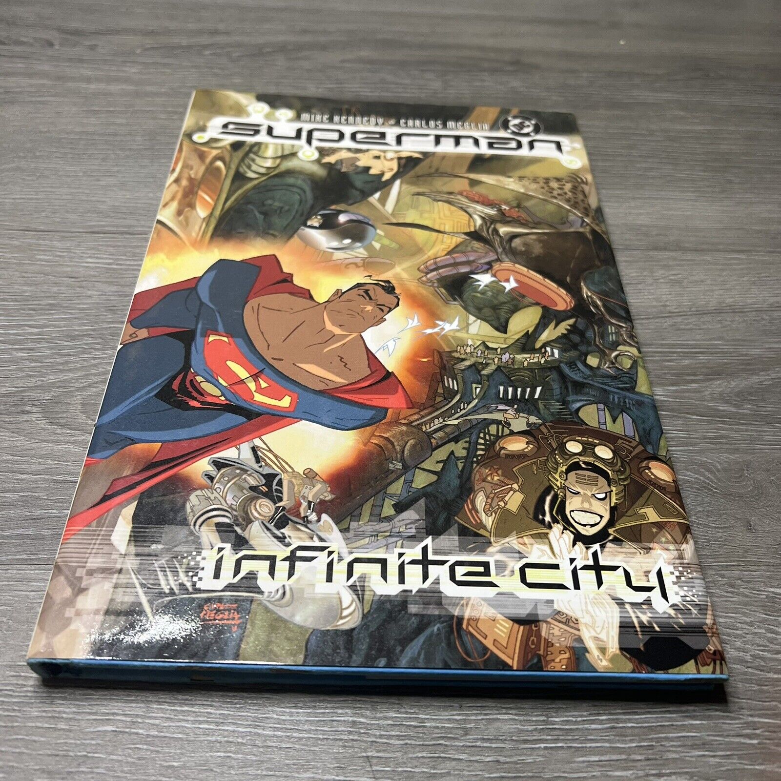 Superman: Infinite City USED Hardcover Book Mike Kennedy DC Comics