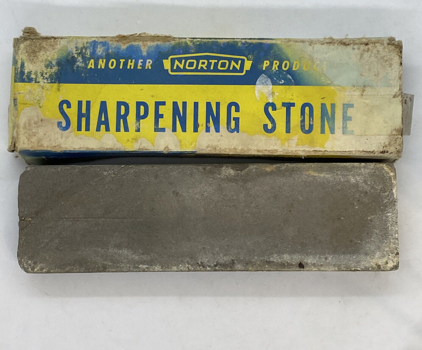 vintage Behr-Manning NORTON India oil stone in box coarse 8\
