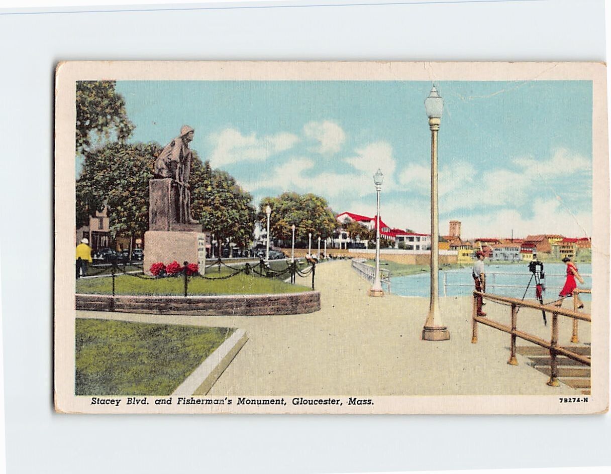 Postcard Stacy\'s Boulevard & Fisherman\'s Monument Gloucester Massachusetts USA