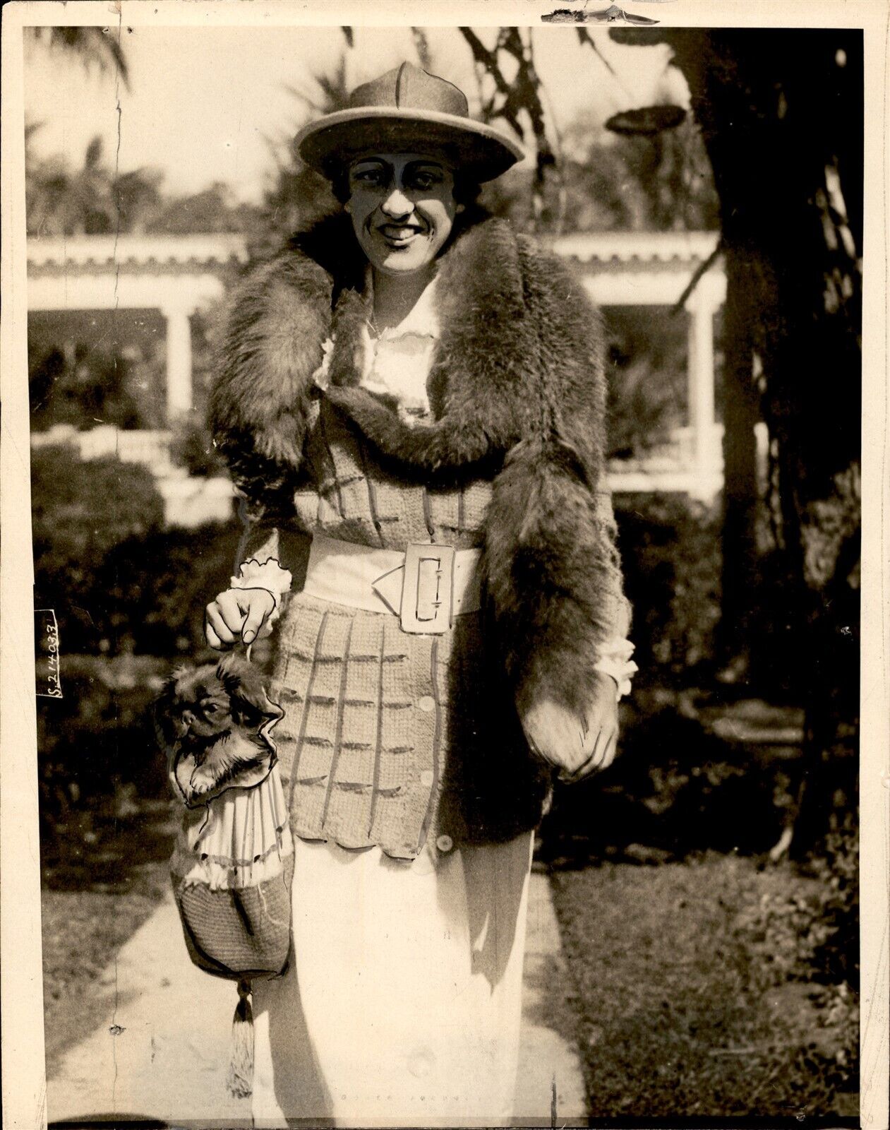 GA190 1917 Original Photo CLARA JAEGER Elegant Woman Carried Dog in Handbag