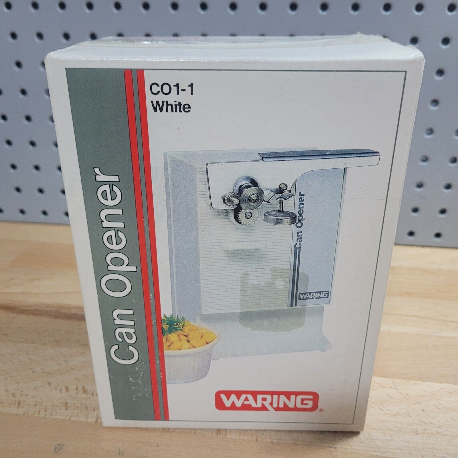 Vintage WARING Can Opener C01-1 electric opener *NEW IN SEALED BOX*