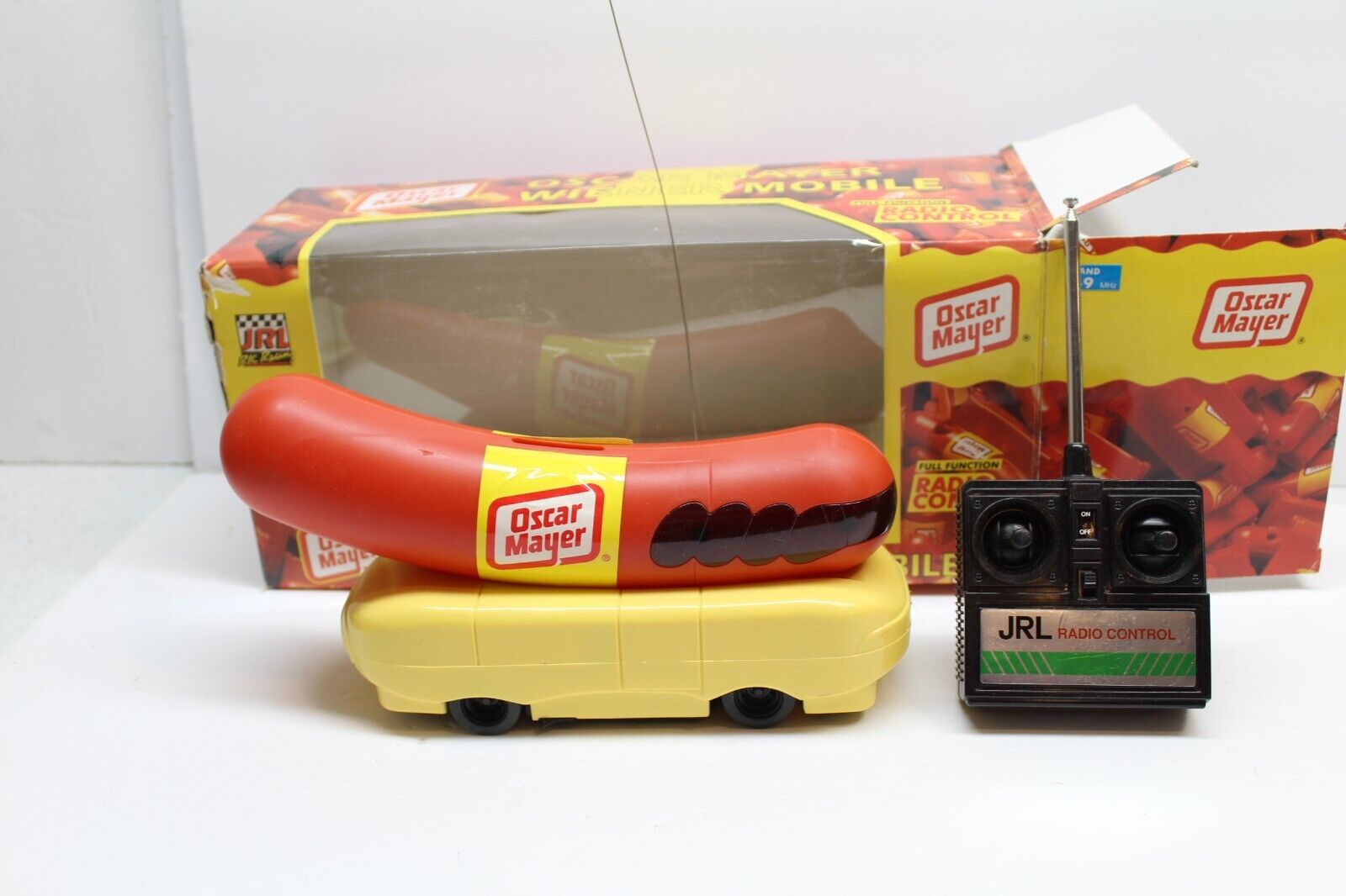 Oscar Mayer R/C Wienermobile Bank Full Function Radio Controlled by JRL Racing