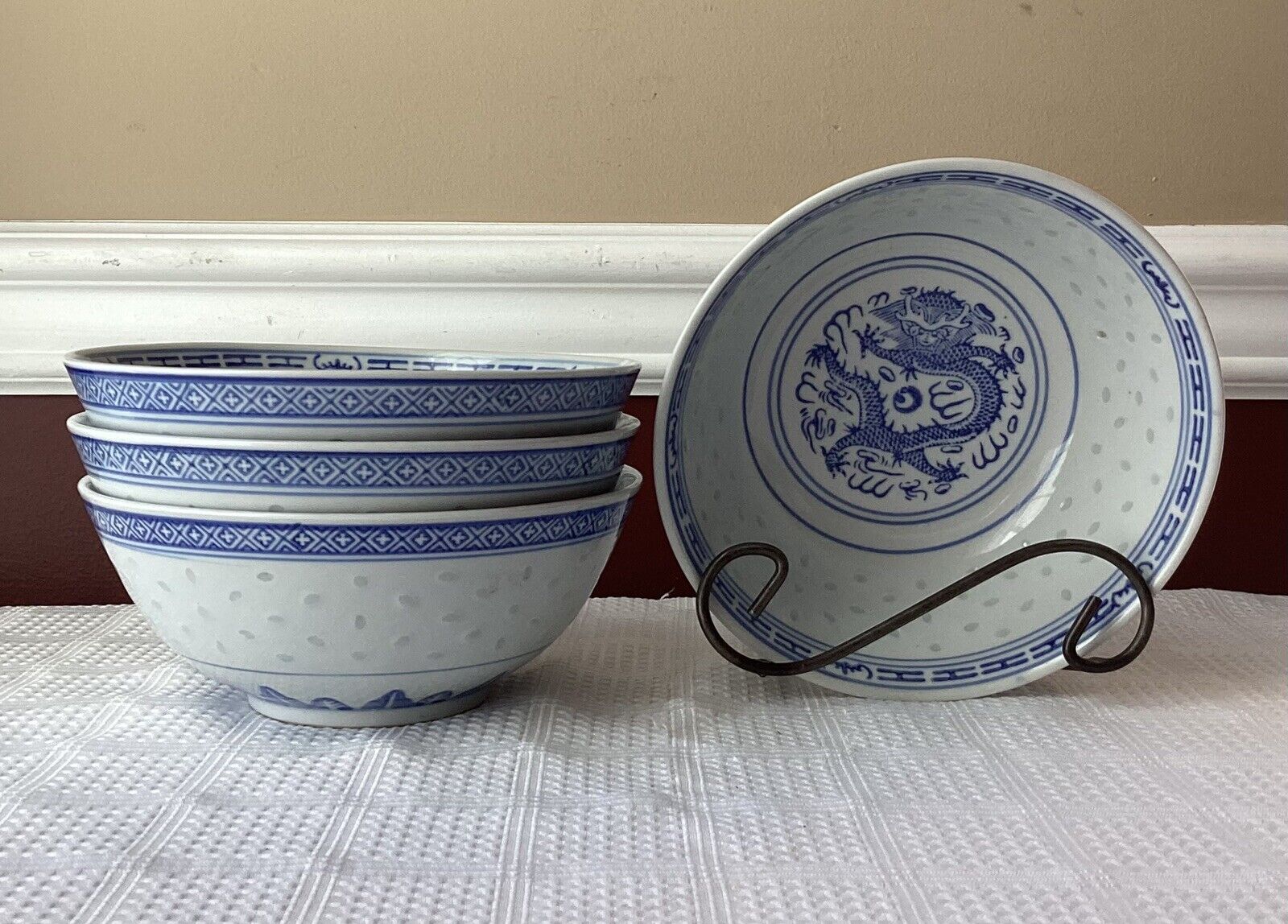 Set Of 4 VTG Chinese Porcelain Rice Eye Bowls, Dragon-design, 7” x 3”, Marked