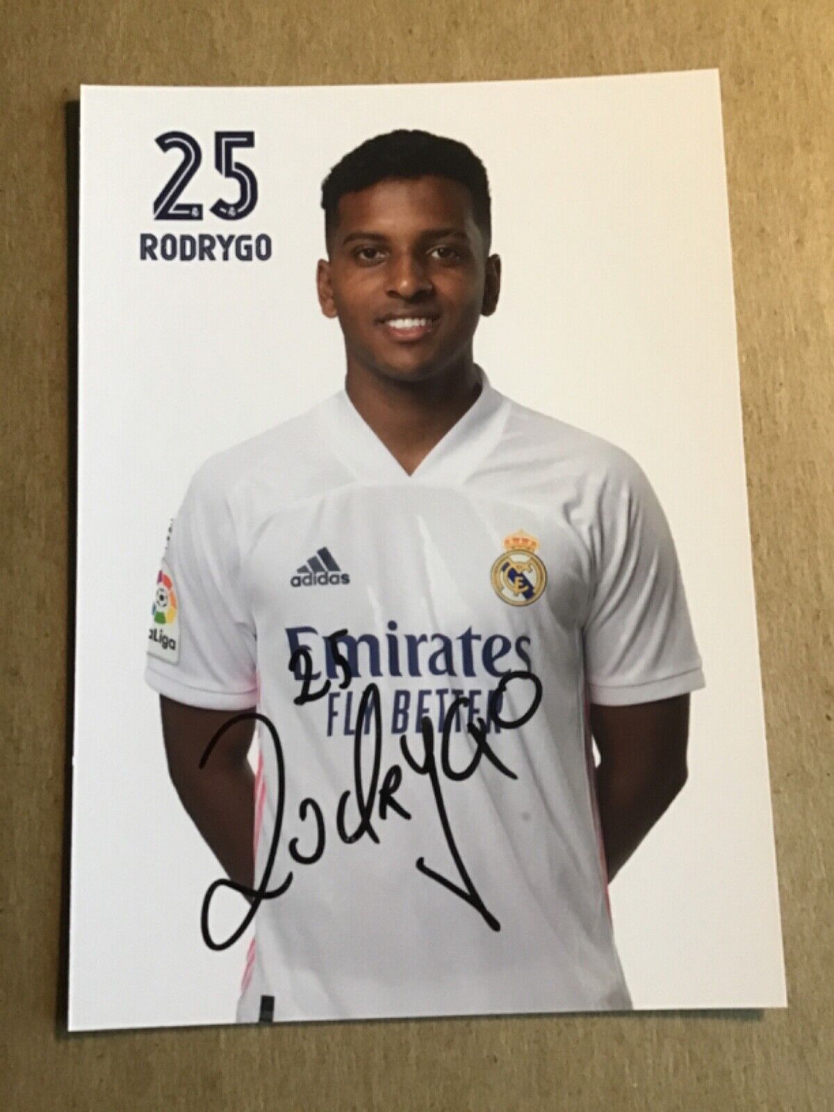 Rodrygo, Brazil 🇧🇷 Real Madrid  2020/21 hand signed
