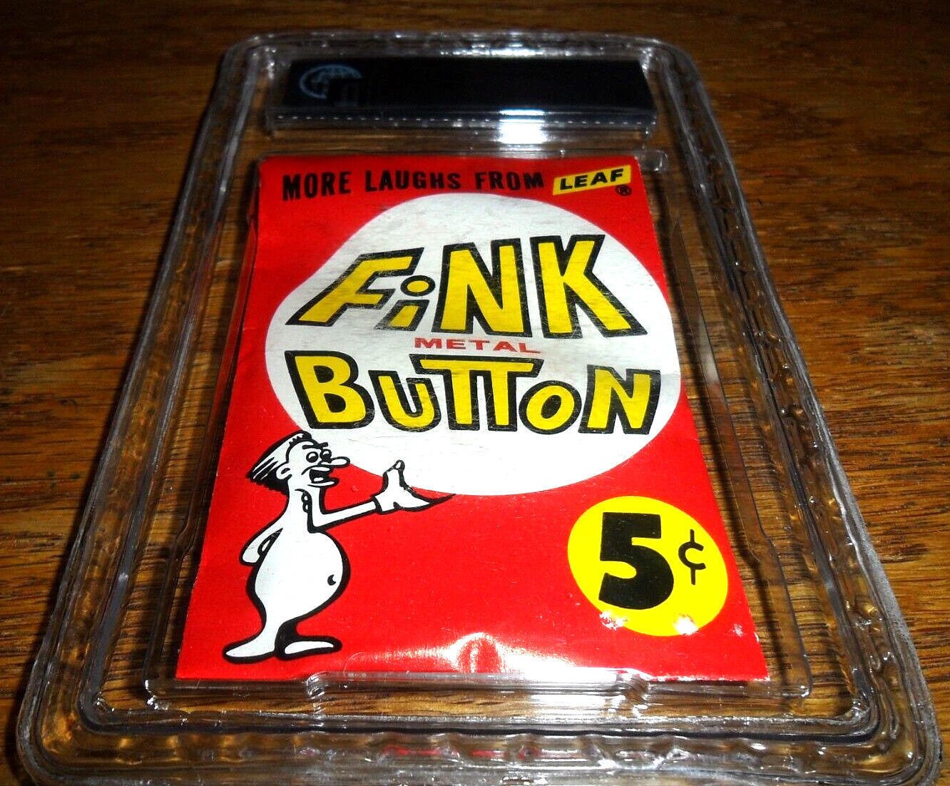 1965 FINK BUTTON 5Cent PAPER WAX PACK LEAF ARTIST: BASIL WOLVERTON GAI 8 NM MINT