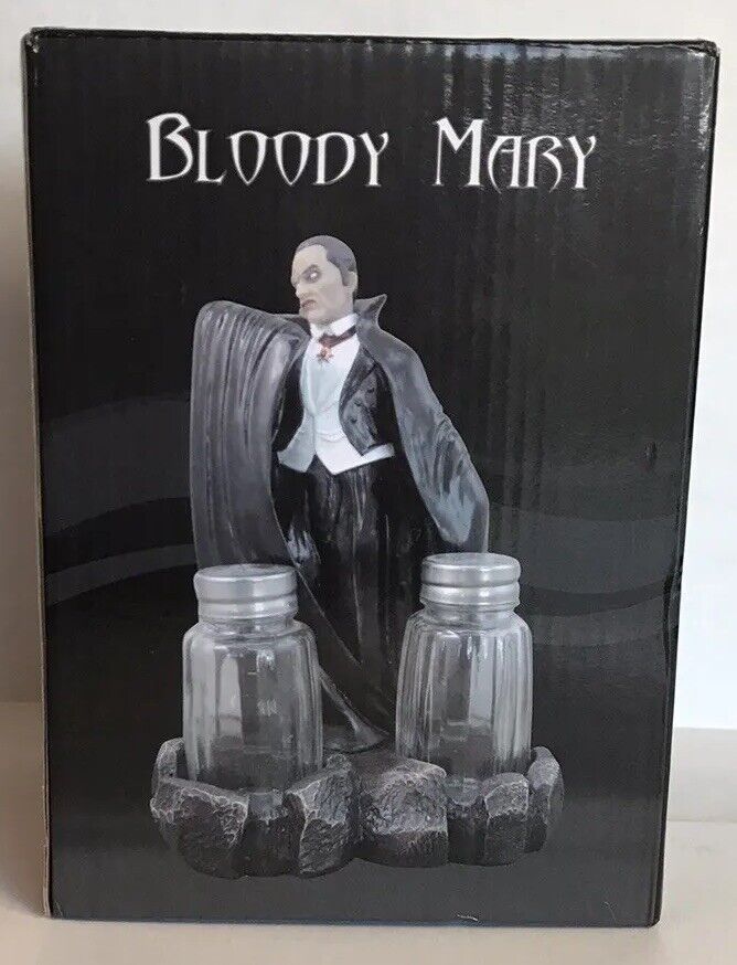 RARE DRACULA / VAMPIRE SALT AND PEPPER SHAKER STATUE 3 PC SET (Bloody Mary)