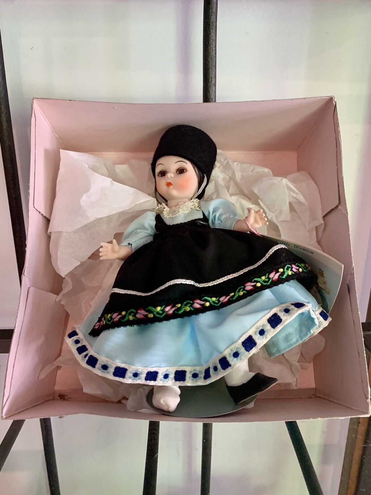 Vintage Madame Alexander Int. Romanian 8” Doll WOB #586 Pristine