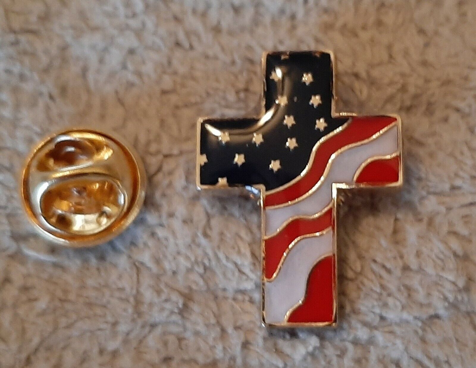 USA CHRISTIAN CROSS AMERICAN FLAG LAPEL PIN
