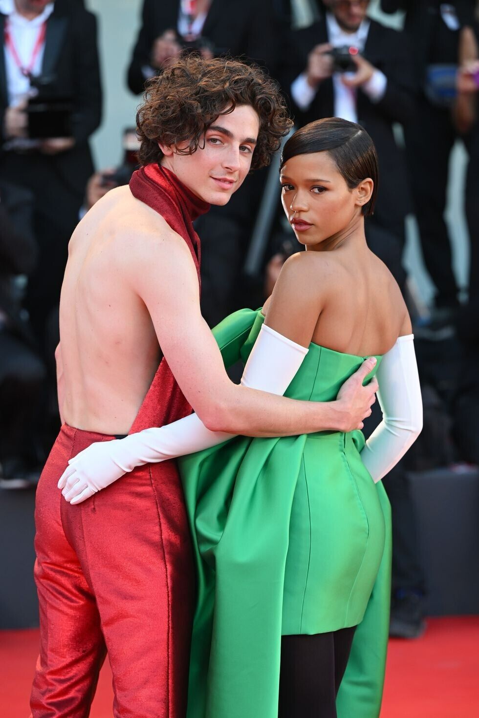 BEAUTIFUL TAYLOR RUSSELL & TIMOTHY CHALAMET 8X10 Photo