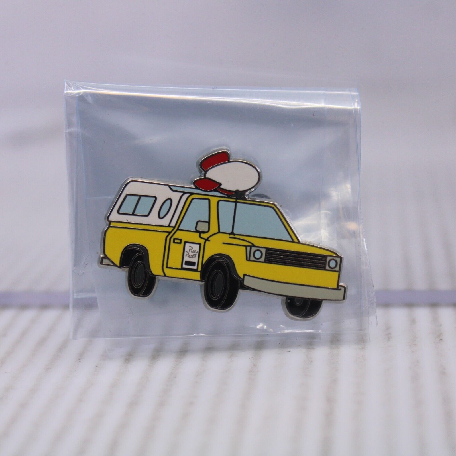 C4 Disney Parks OE Pin Character Cars Mystery Series 22 Pizza Planet Truck