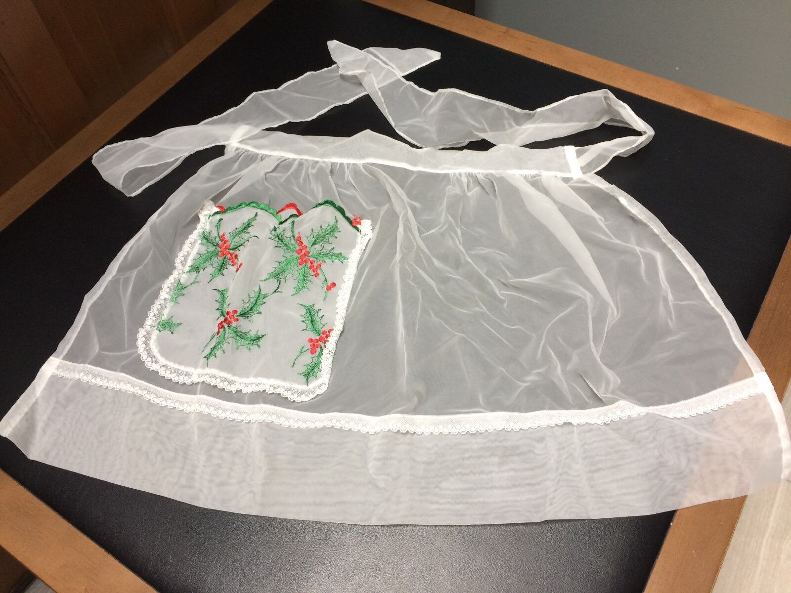 Vtg Sheer Christmas Hostess Apron - Holly & Berry Embroidery on Over Size Pocket