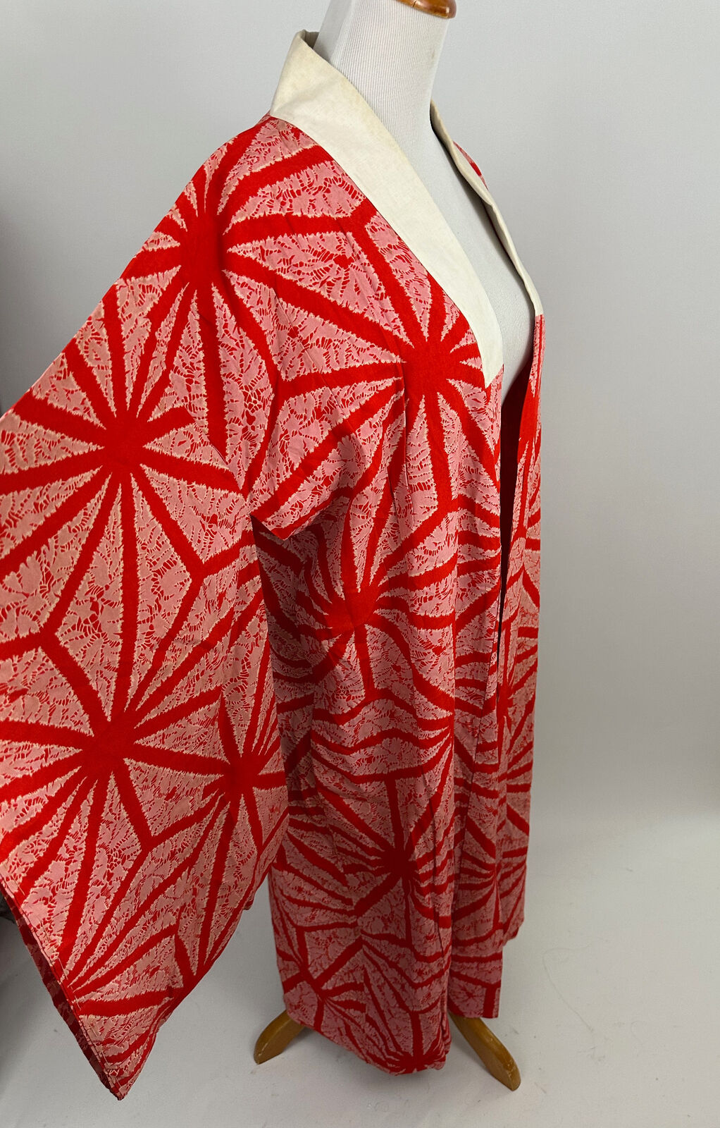 Red cotton SILK print Traditional Japanese Kimono