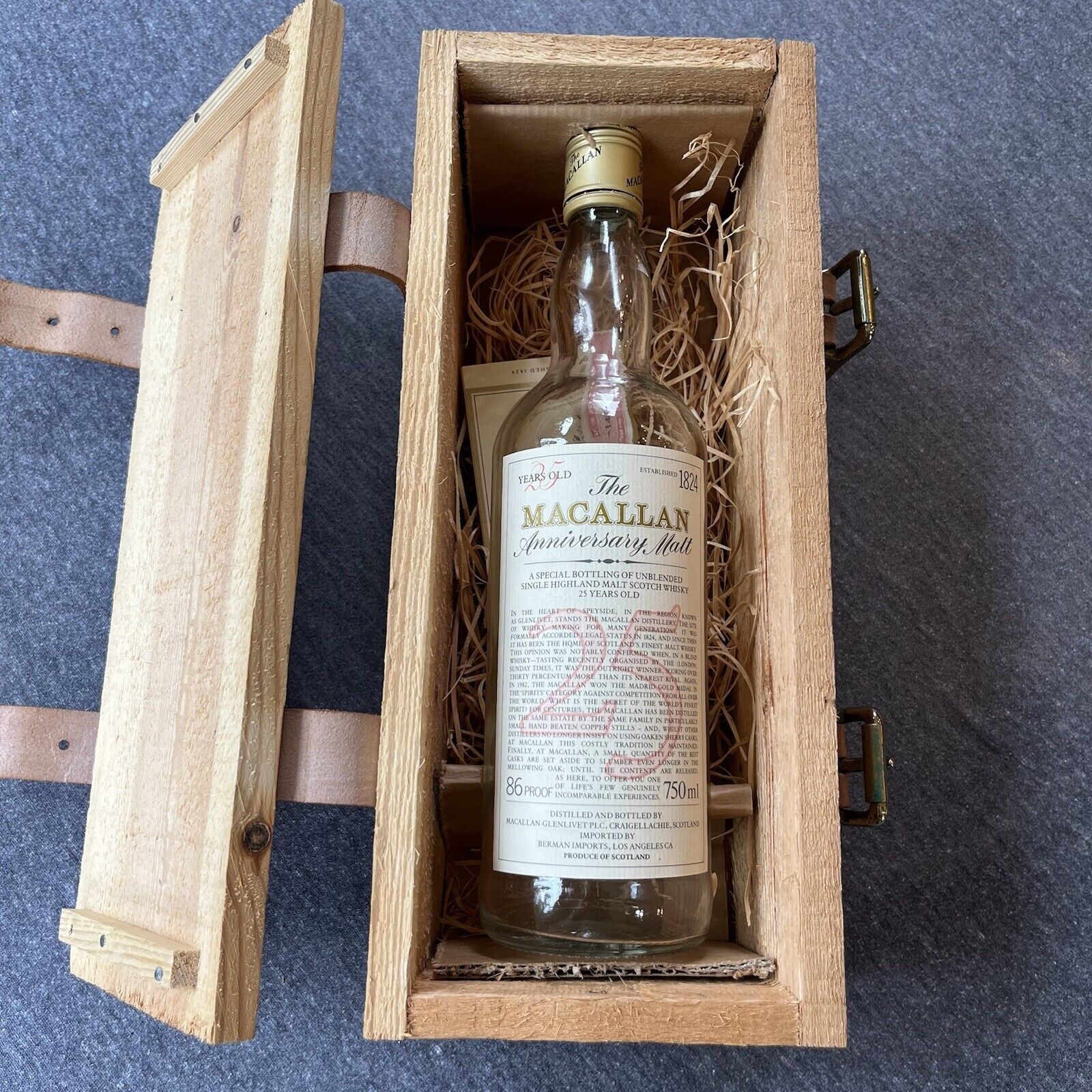 The Macallan Over 25 Years Old Anniversary Malt Leather Strap Box & Bottle 1980s