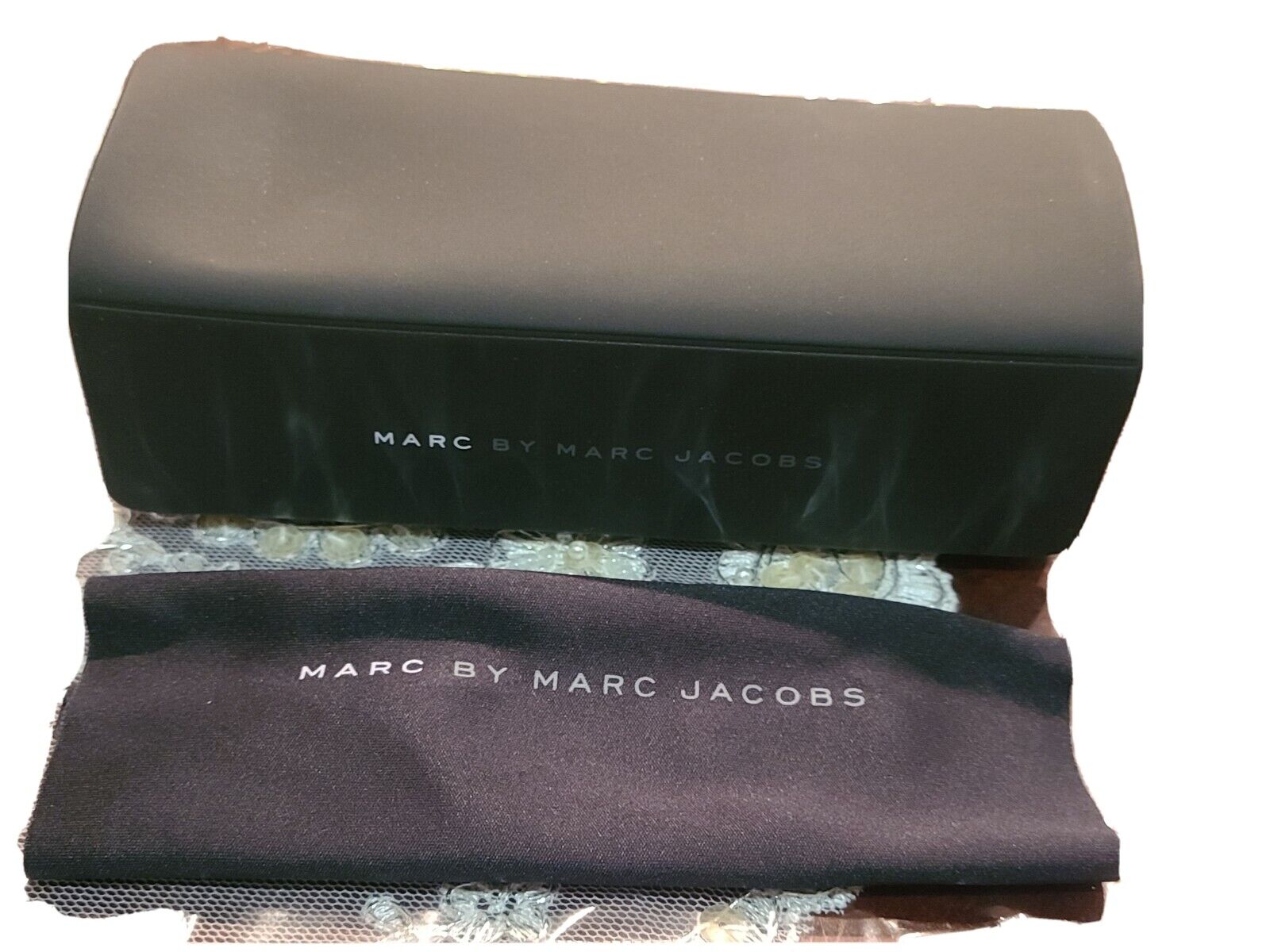 Marc by Marc Jacobs Black Hard Sunglasses Case Large New Authentic 6\