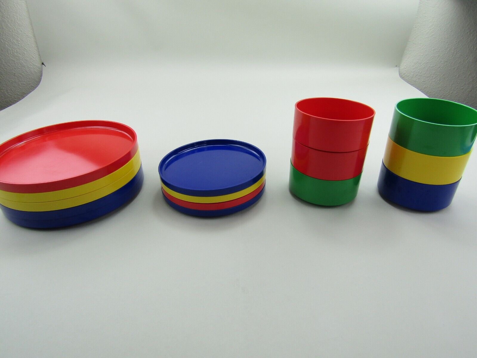 VINTAGE Heller Design By Massimo Vignelli Rainbow Set Of 5 Dinner 4 Small 6 Bowl