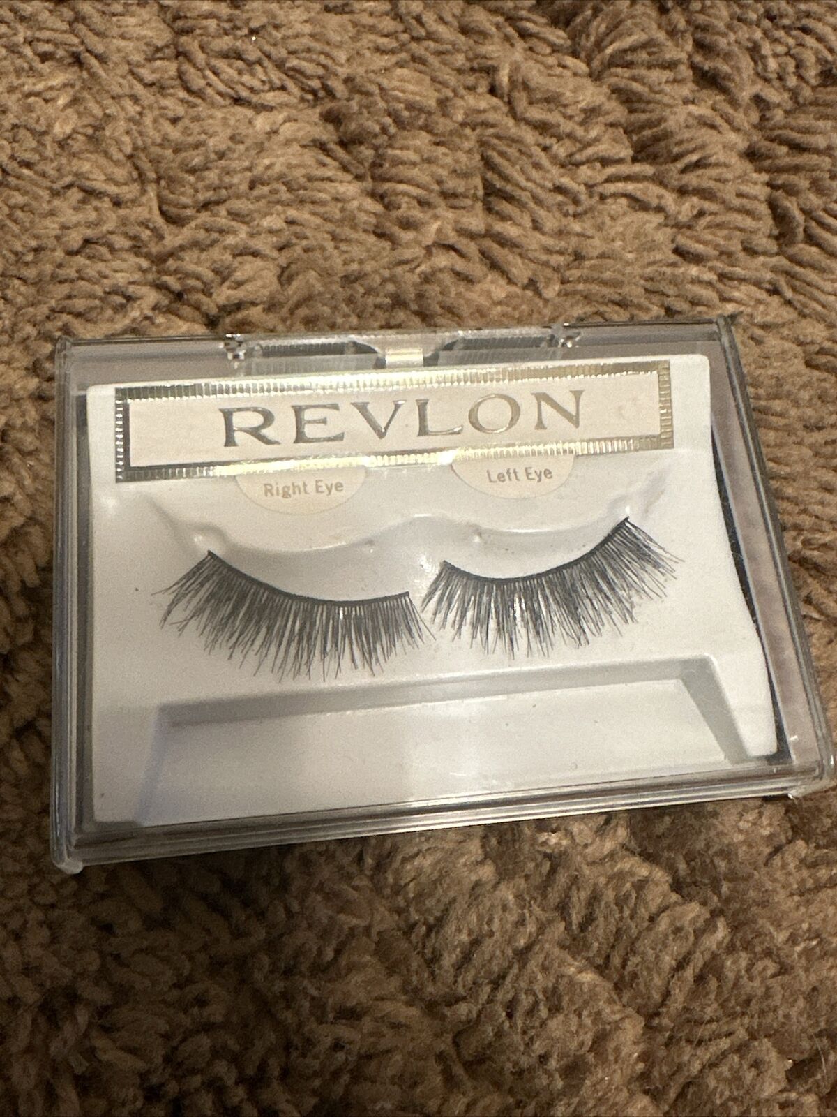 Revlon vintage Starry  Colorlashes  Gentle eyelashes In Original Box Papers