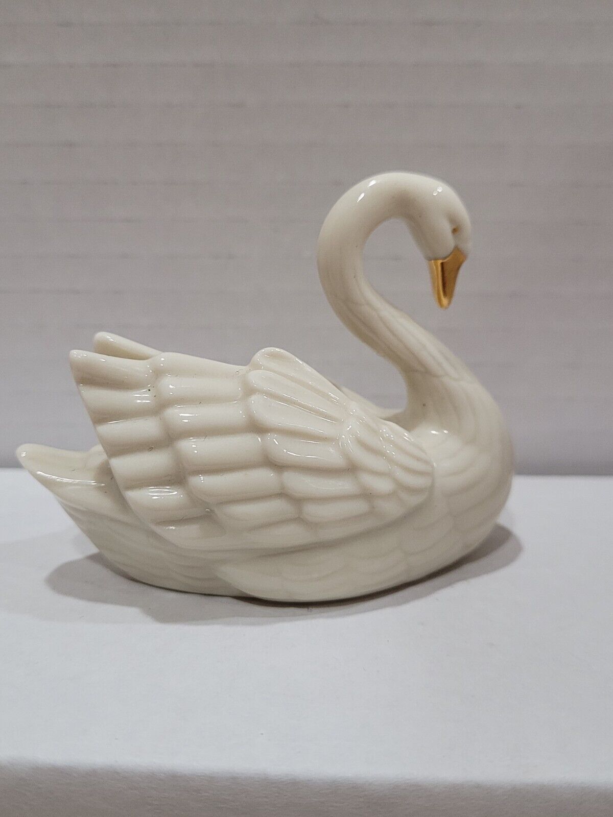 Lenox Small Swan Gold Trim Porcelain