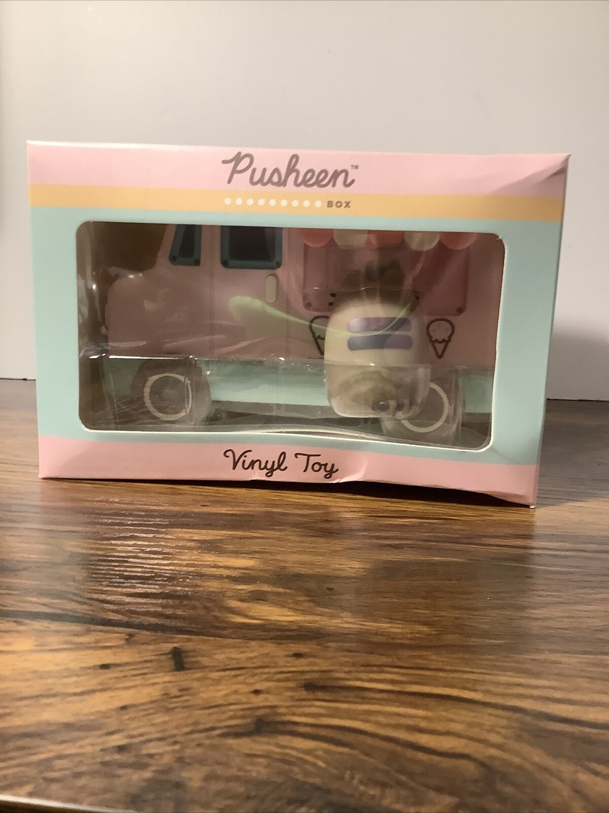 New Pusheen The Cat 2021 Summer Box Exclusive Vinyl Ice Cream Truck Figure