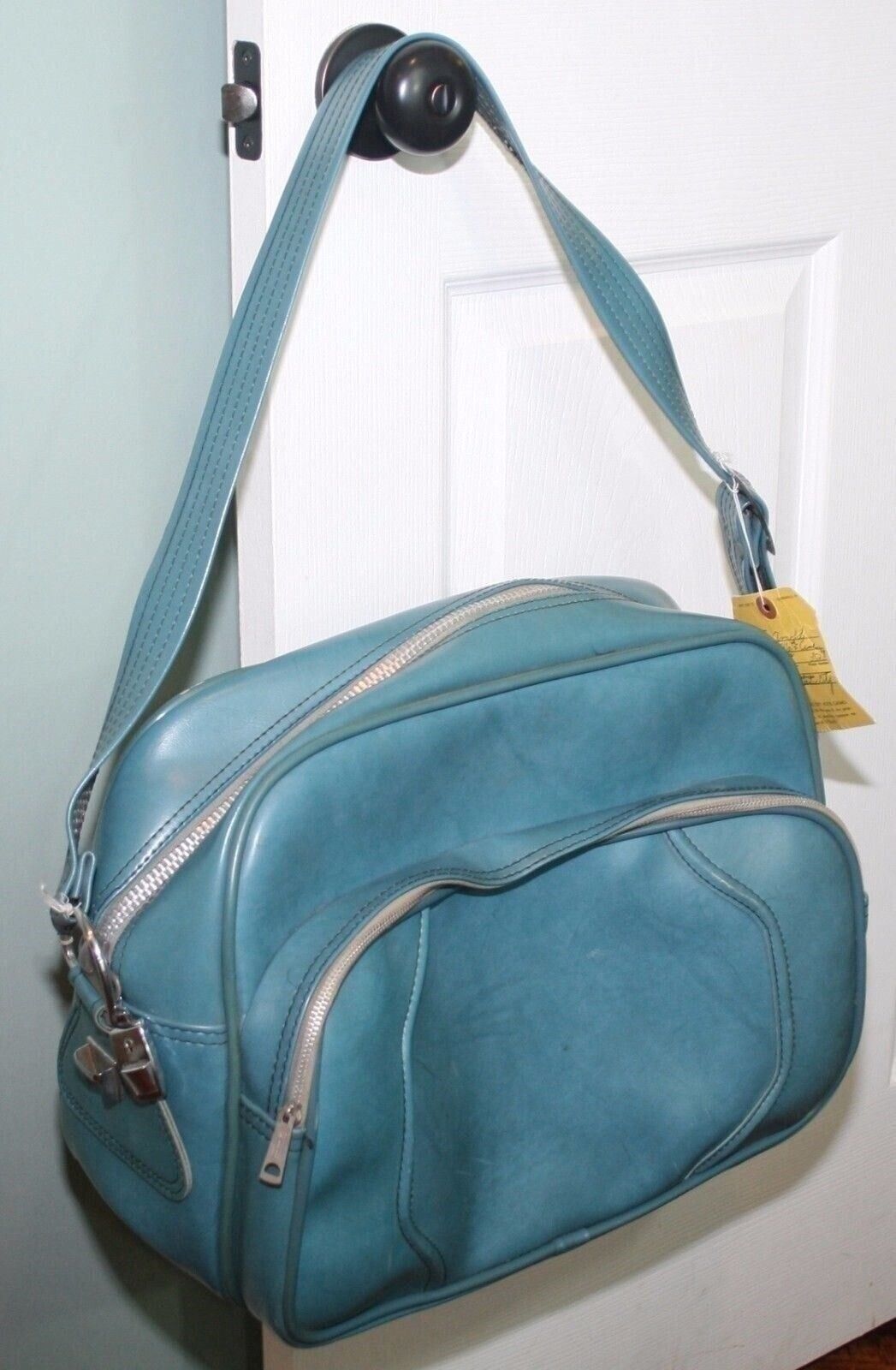 Vintage 1960s Finesse by M&M Luggage Blue Camel Bag Caesars Atlantic City Tags