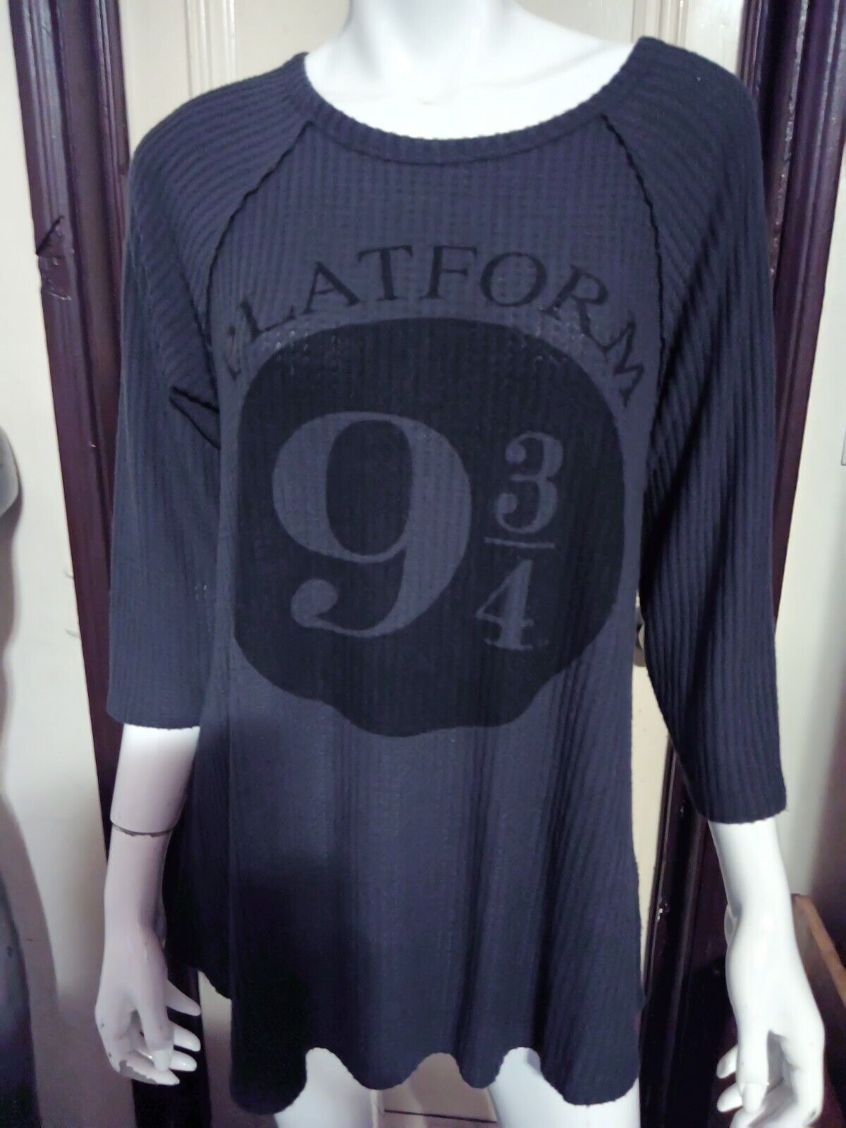 Harry Potter  Waffle Knit Top   Platform 9 3/4 Dark Slate Grey Size 0 Large