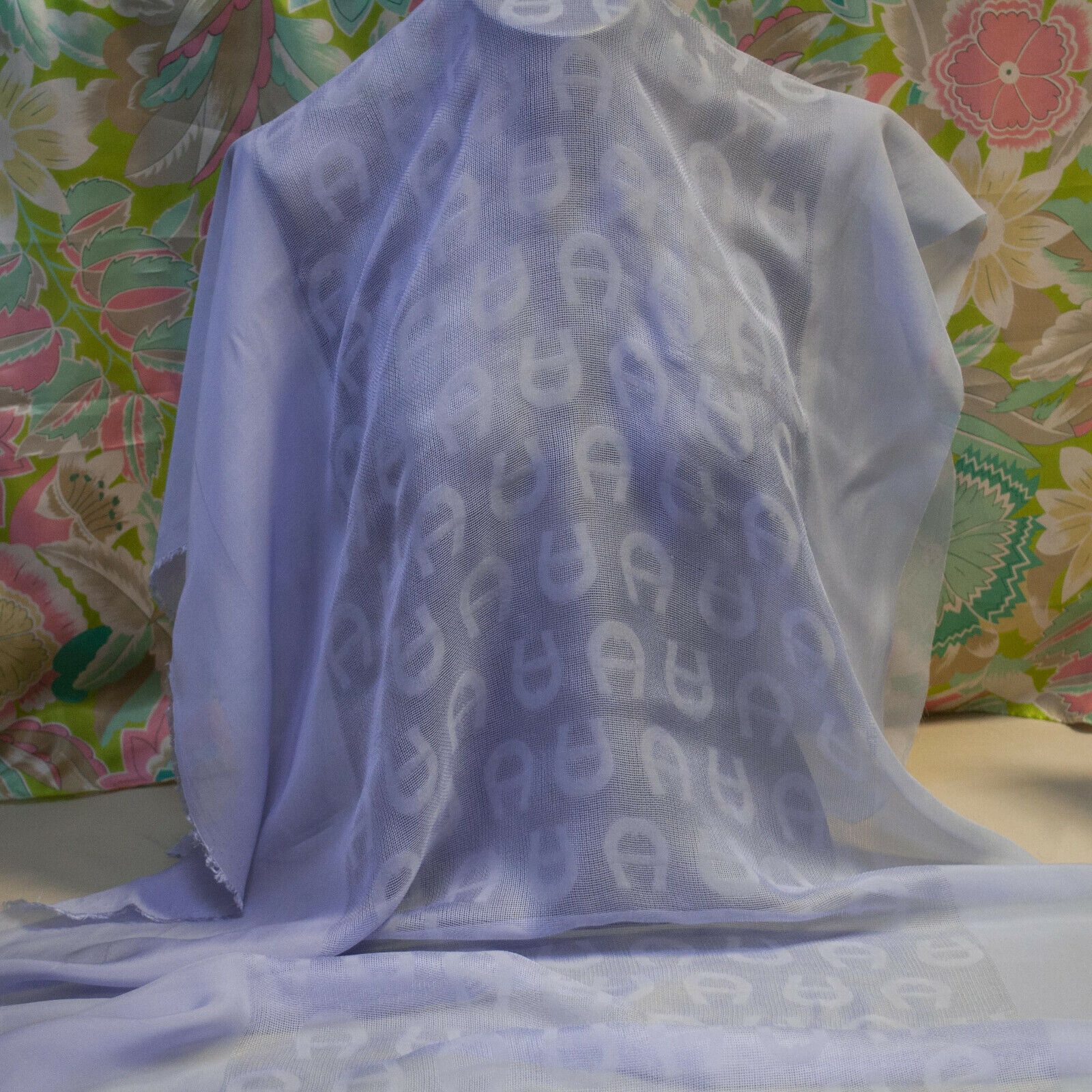 Aigner pure mulberry Italian silk chiffon fabric. 62 x 180cm. Logo. Light blue.