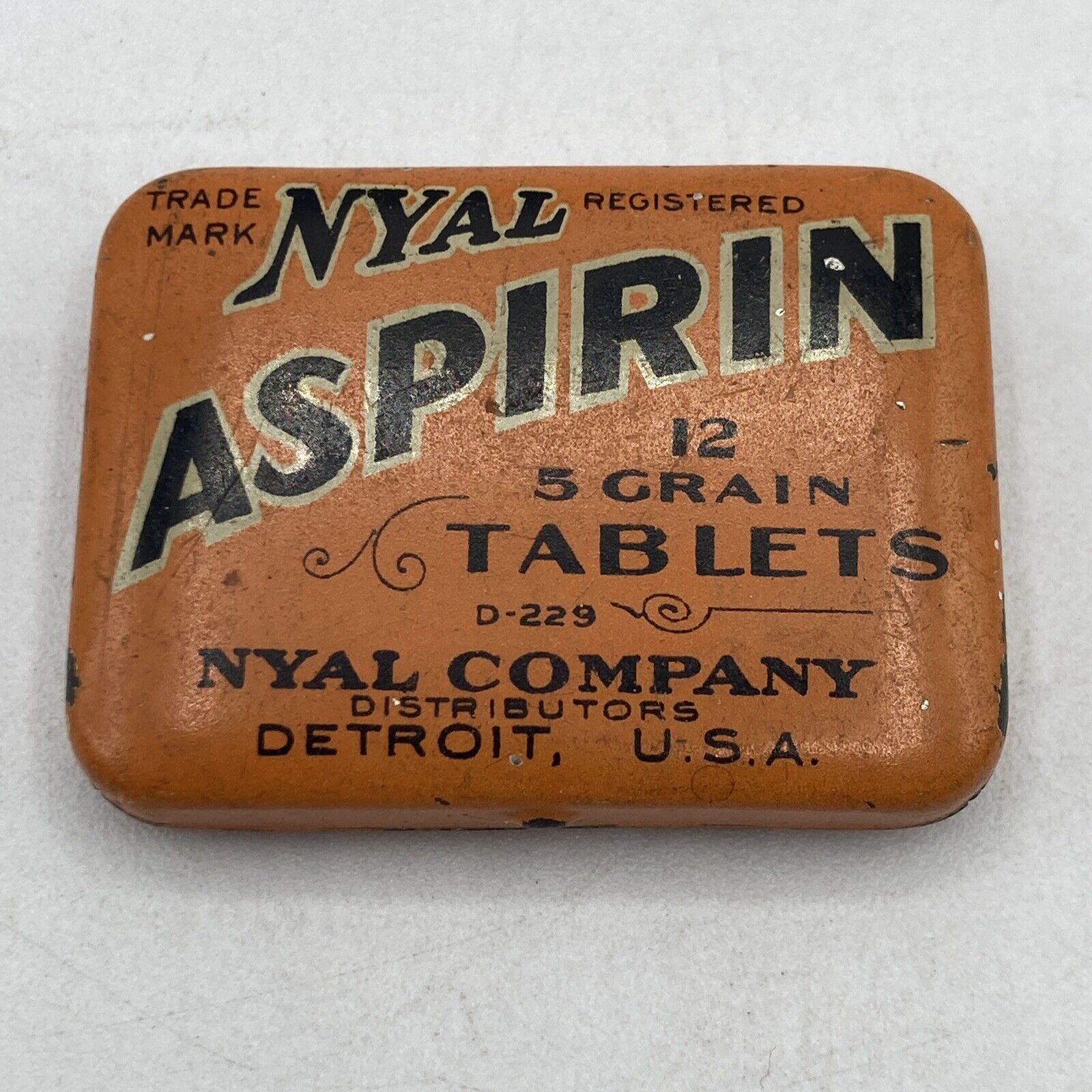 Vintage NYAL Aspirin Empty Medicine Tin Nyal Company Pocket 12 Tablet Size