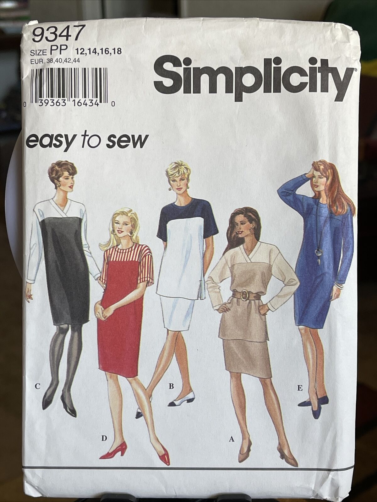*UNCUT* 1995 Vintage Simplicity #9347 - Top, Shirt, Dress, Skirt - Size: 12-18