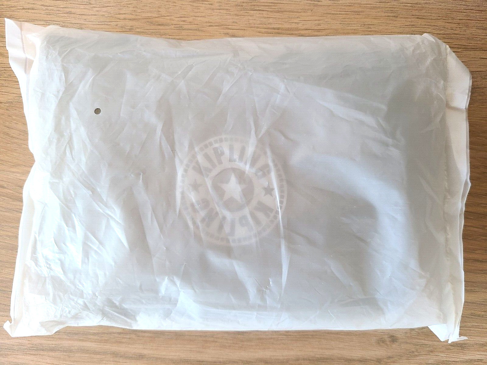 Kipling for Eva Air Premium Economy Travel Pouch Comfort Bag Amenity Kit