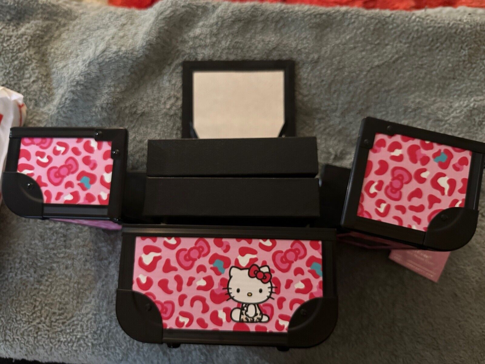 Sanrio Hello Kitty x Impressions Vanity SlayCube Pink Makeup Travel Case NEW NWT