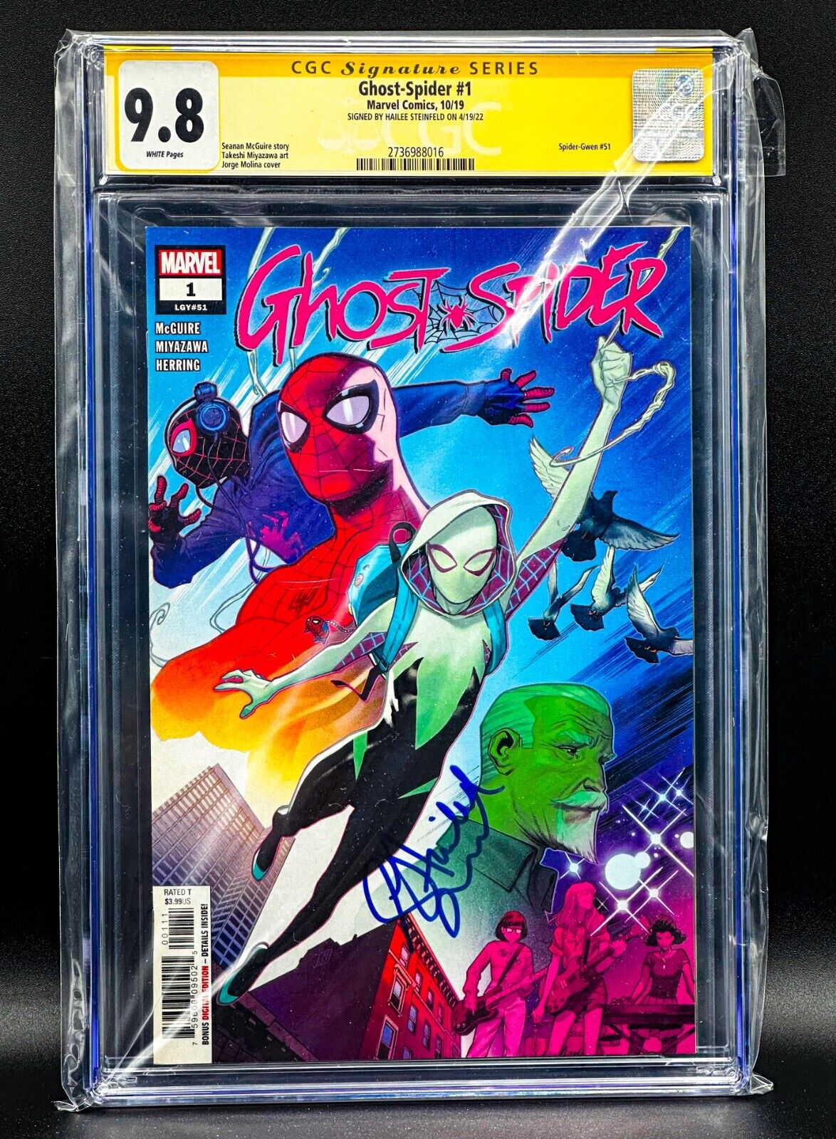 CGC Signature Series Graded 9.8 Ghost-Spider #1 Signed by Hailee Steinfeld Auto