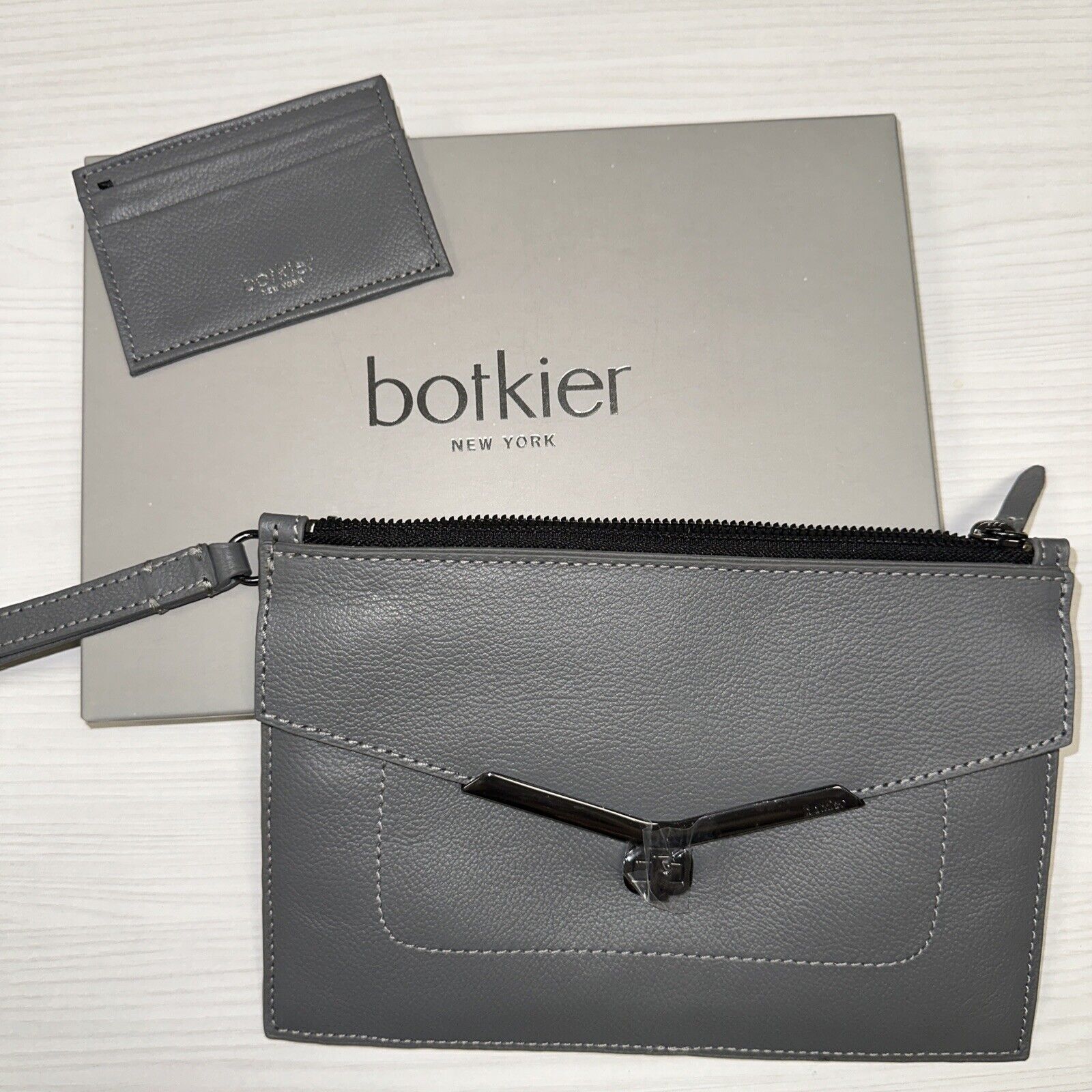 BOTKIER Valentina Gray Leather Purse Clutch Wristlet w/Wallet Insert NEW w/Box