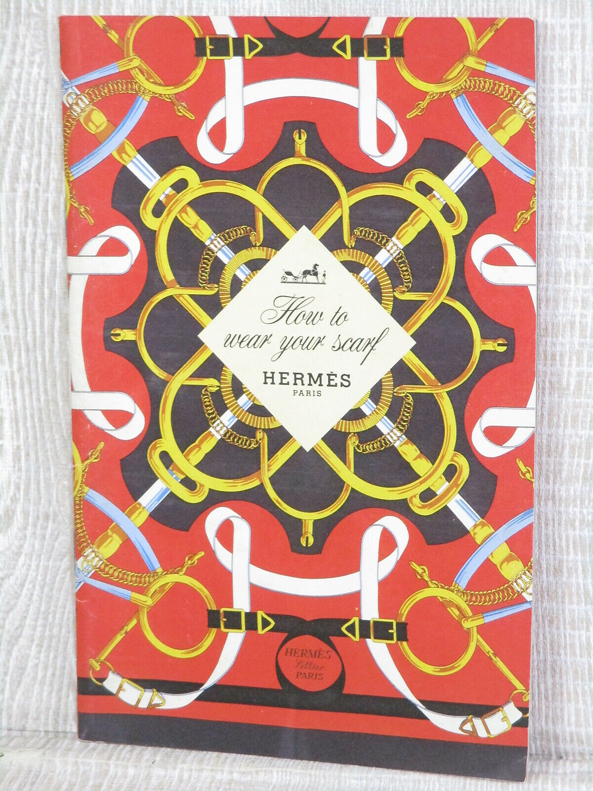 HERMES Paris CARRE How to Wear Your Scarf Fashion Mode Photo Book Ltd Booklet