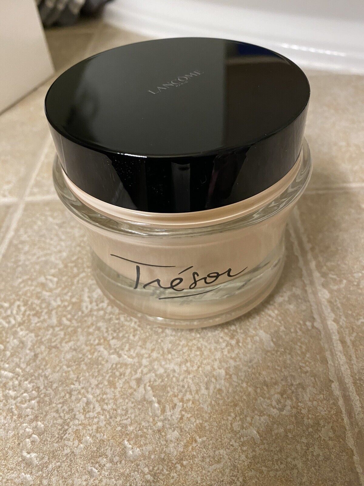 Tresor Lancome Perfumed Body Cream/Lotion 6.7 oz/200ml, Brand New In Box.