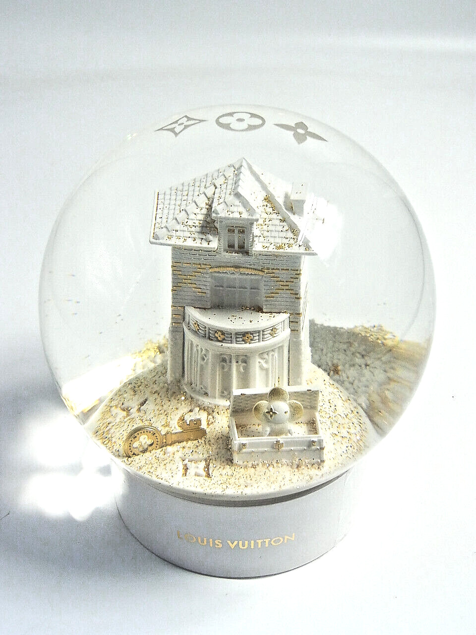 Auth Louis Vuitton LV Snow Globe Dome Snow Vivienne Trunk 2022 VIP Gift EX