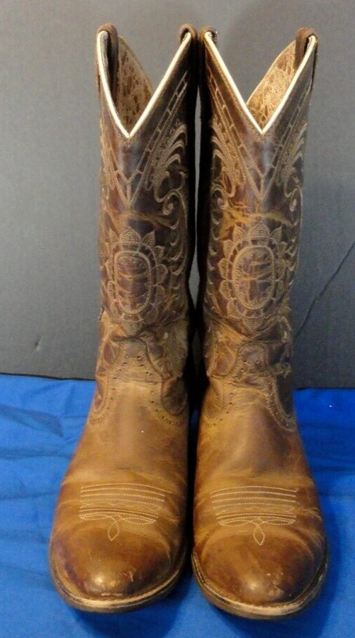 ARIAT WESTERN LEATHER COWBOY BOOTS SIZE: 8B