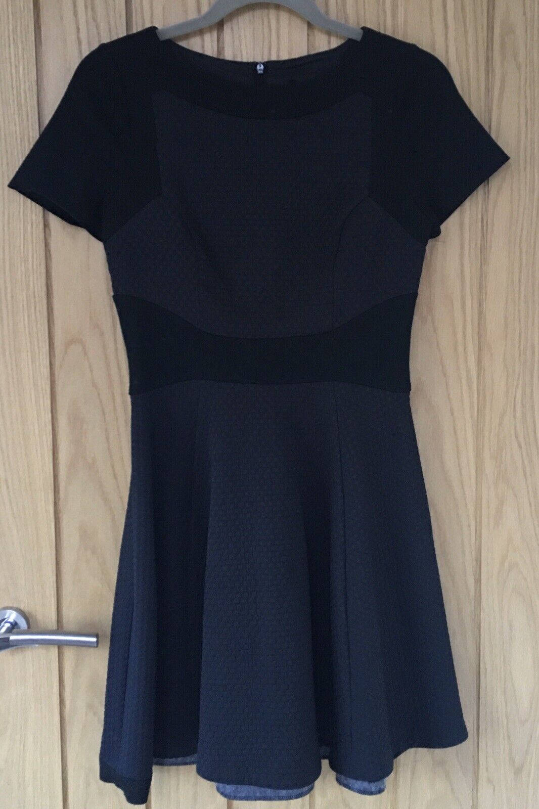 OASIS Black Short Sleeve Fit & Flare Skater Short Dress Size UK 10