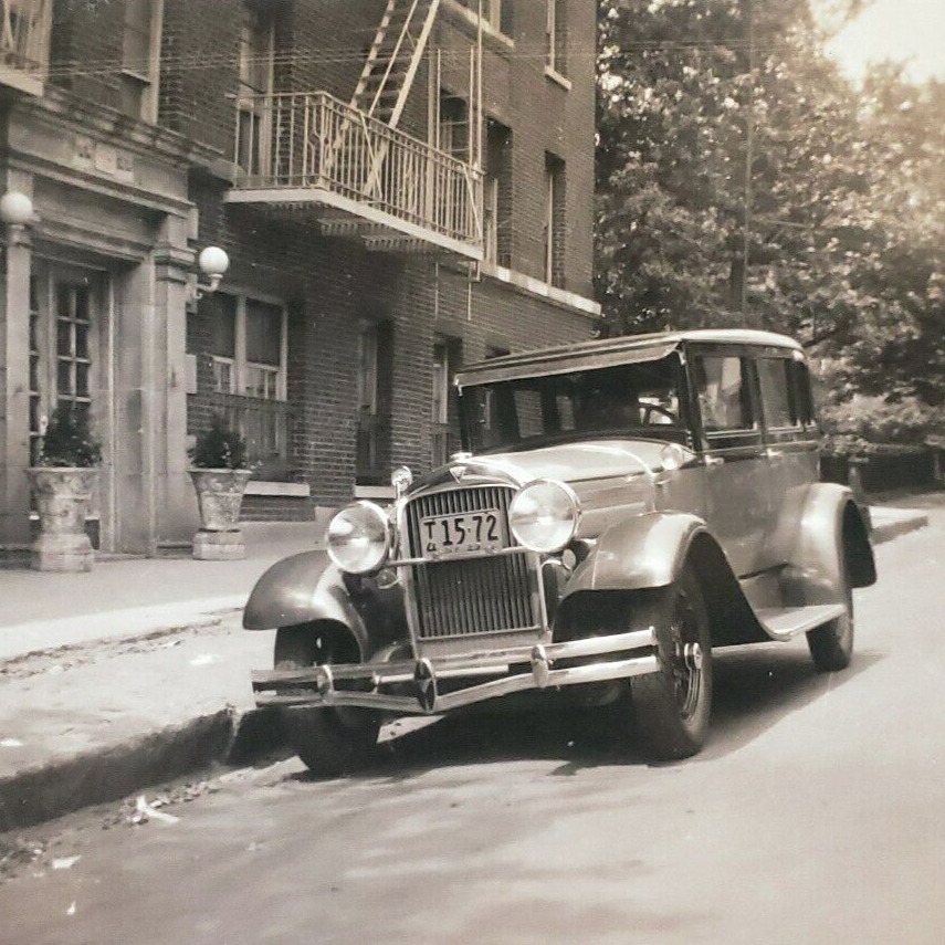 Snapshot Photo Hudson Super Six 1920s New York City Street Old Car Coach A2604