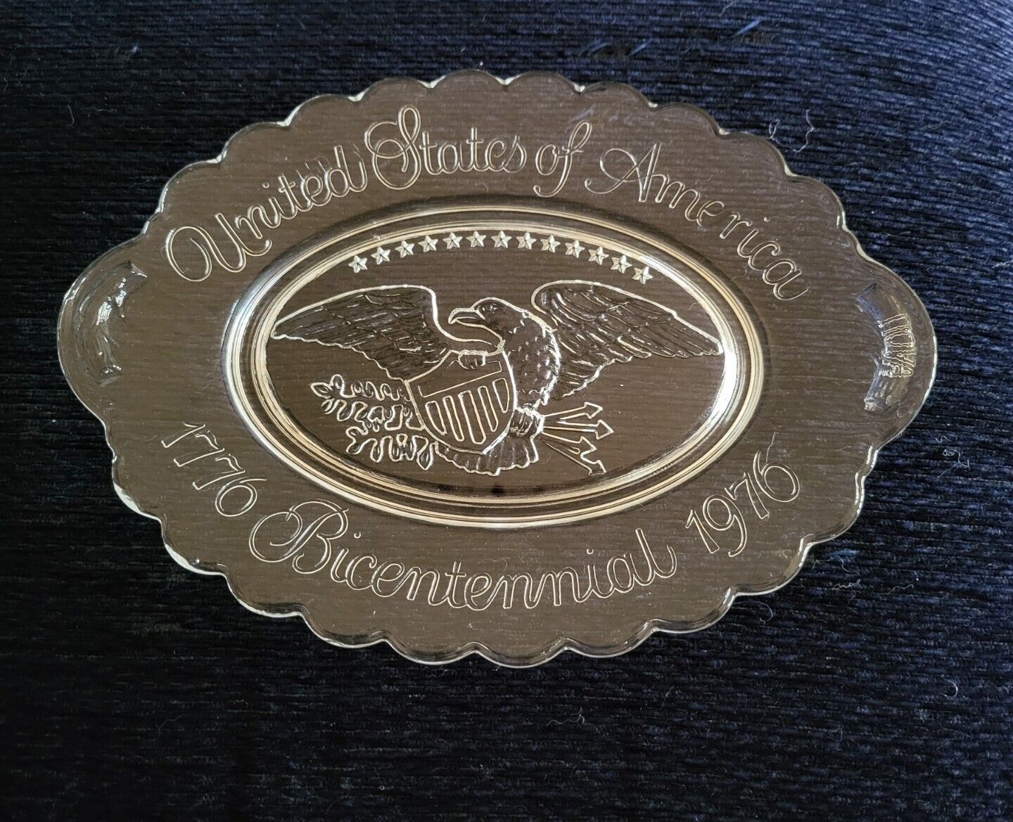 Avon 1976 USA Bicentenial Commemorative Oval Clear Glass Plate 