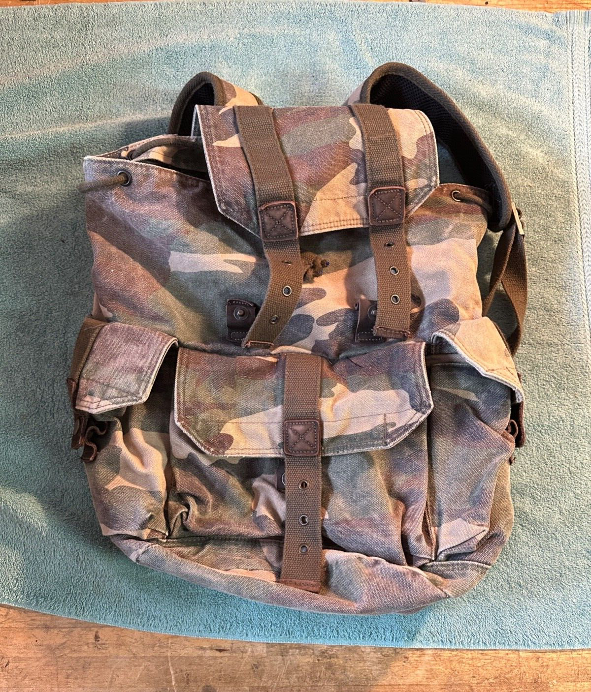 Old Navy Camouflage Fatigue Back Pack Adjustable Straps Leather Canvas
