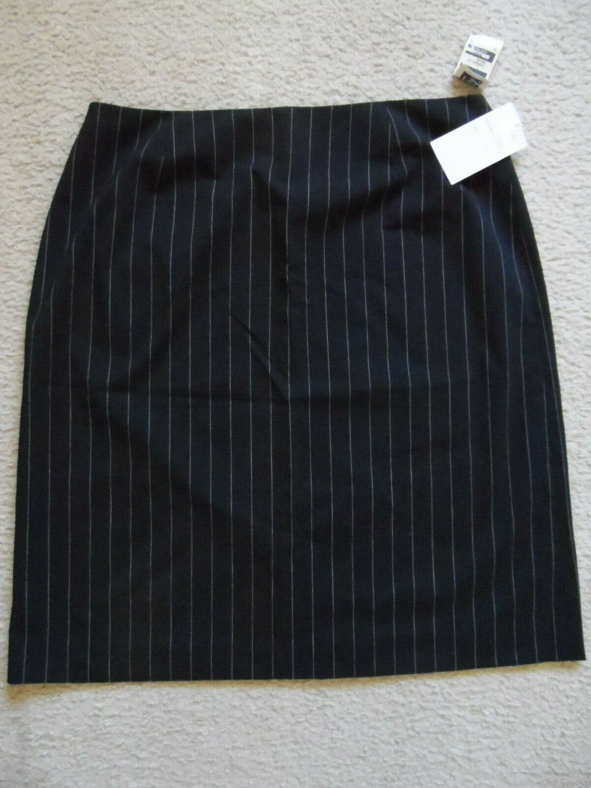 Women\'s Willi Smith Stretch Skirt - Black with White Stripes - Size: 16  ()