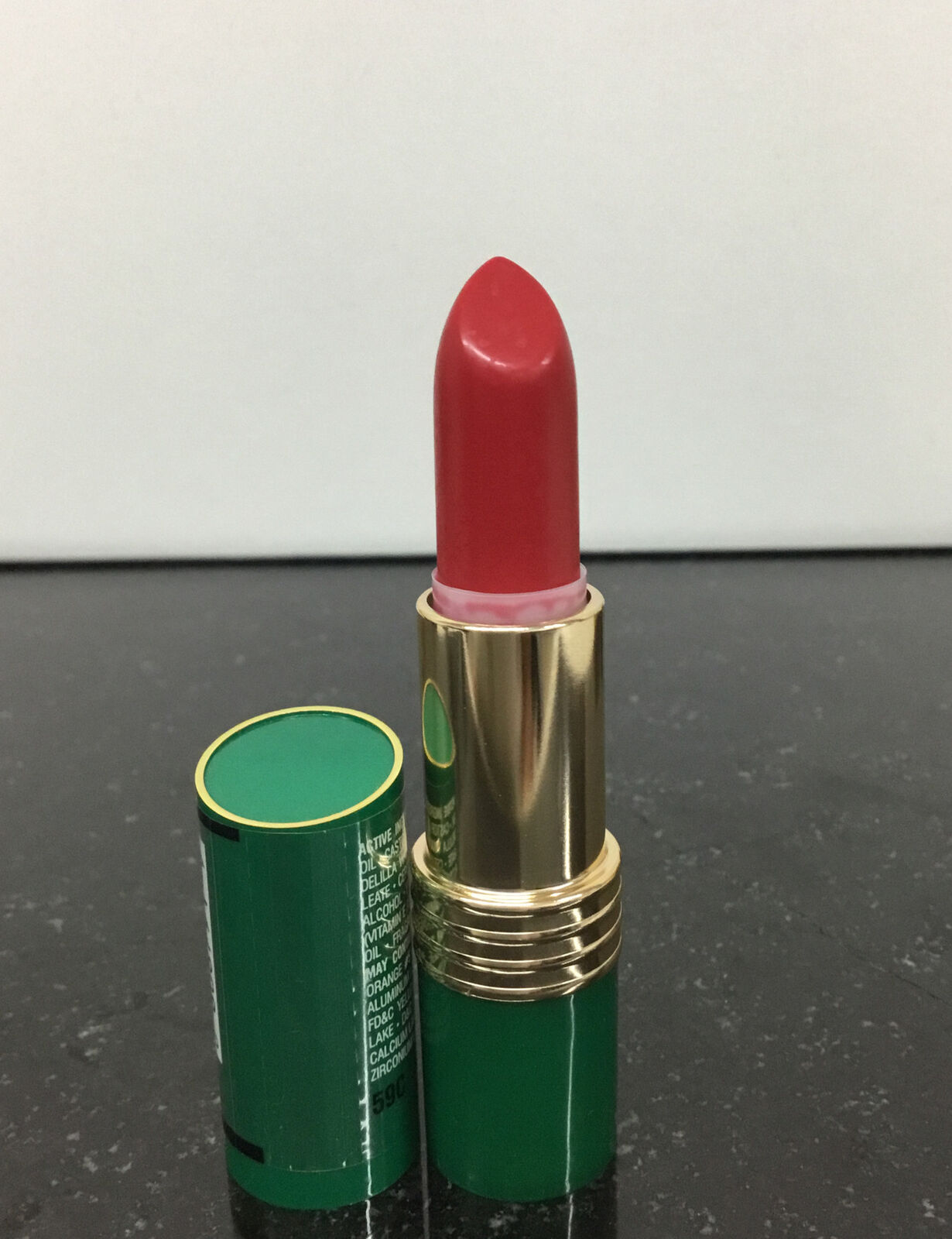 Revlon Moon Drops Lipstick Moisture Creme *LOVE THAT RED 59, As Pictured