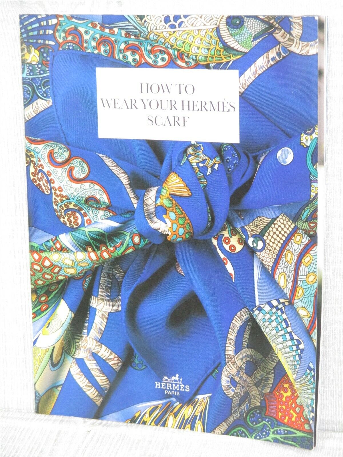 HERMES Carre How to Wear Your Scarf Fashion Mode Fan Photo Book 1994 Ltd Booklet