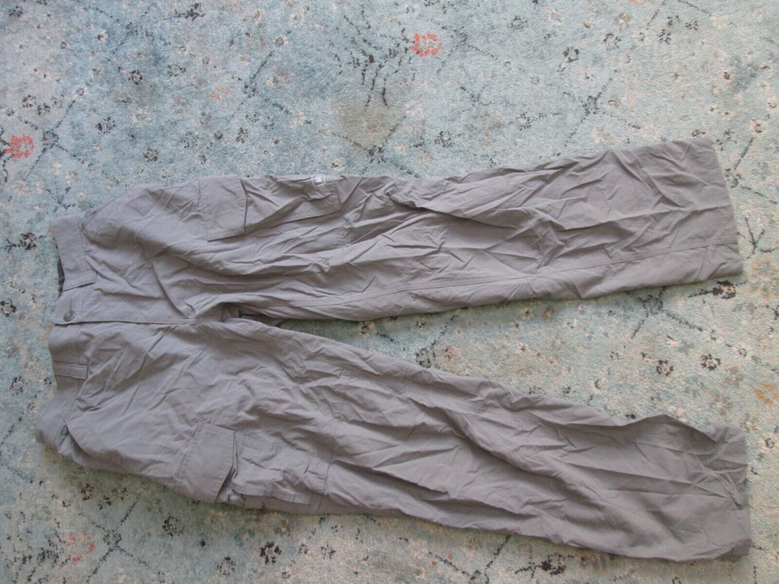women\'s REI nylon cargo pants hike trail Sz. M x 32\